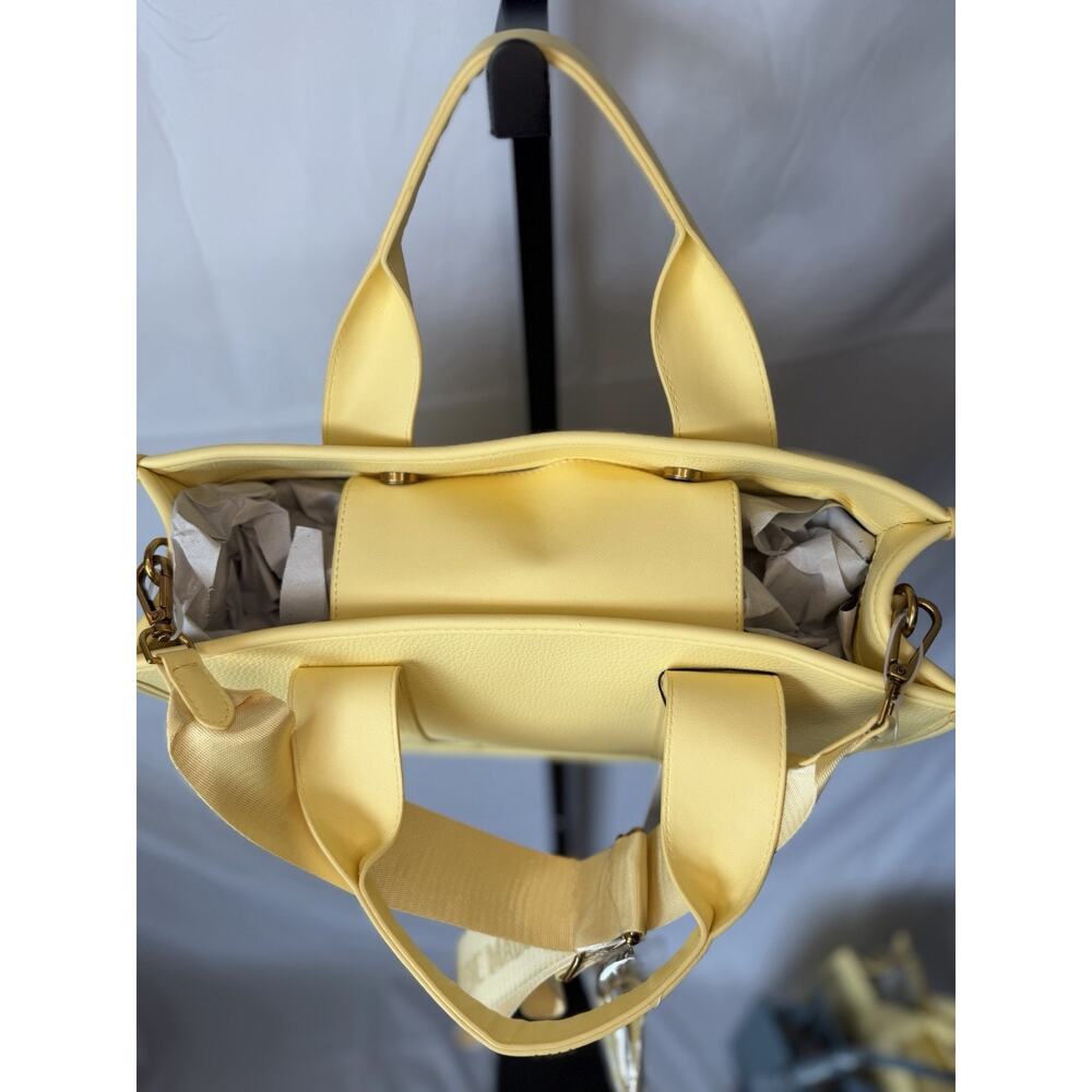 Steve Madden BWEBBER-EL Tote Bag In Pale Yellow - Picture 7 of 9